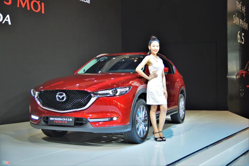 Nhiều mẫu ô tô nhập khẩu giảm giá cả trăm triệu đồng