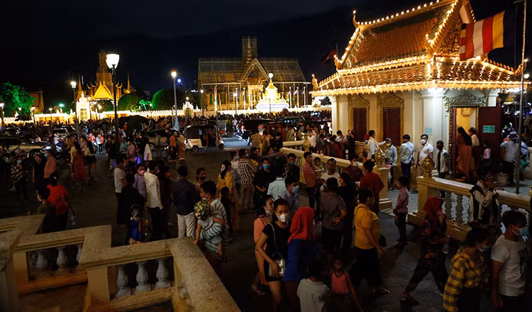 Campuchia và Lào lại lập kỷ lục trái ngược về COVID-19