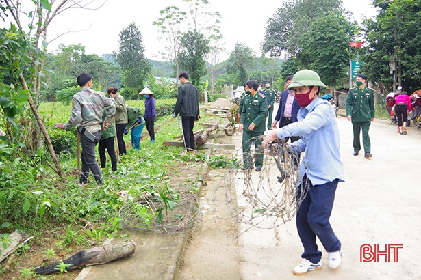 Biên phòng Hà Tĩnh hỗ trợ xã Sơn Kim 2 xây dựng khu dân cư kiểu mẫu