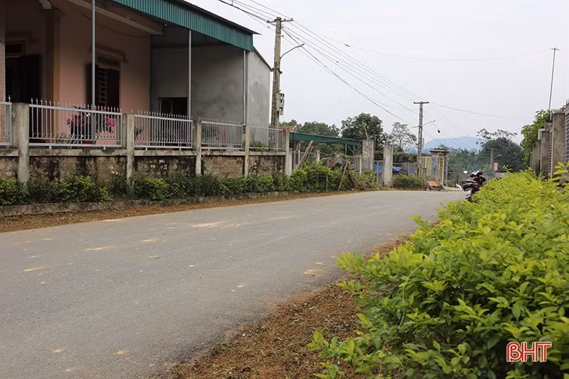 Bà con lương giáo đoàn kết, giúp nhau xây dựng nông thôn mới nâng cao ở Can Lộc