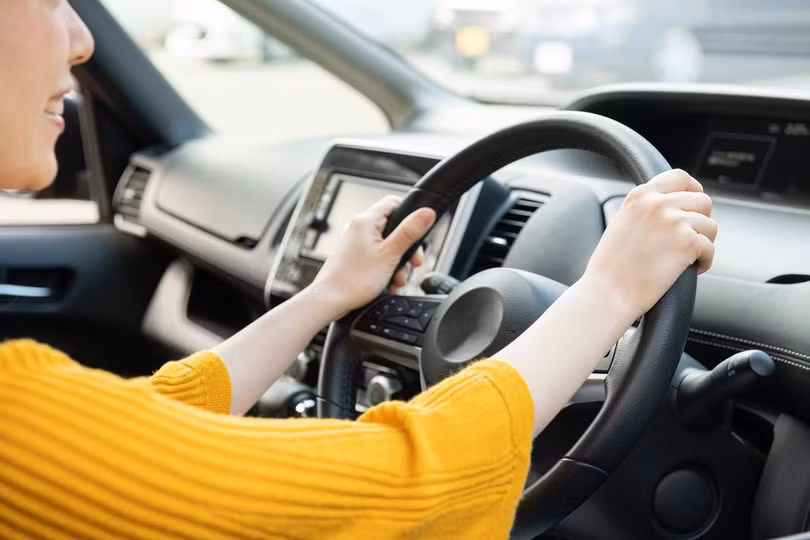 Kỹ năng lái xe ô tô trong thành phố giờ cao điểm