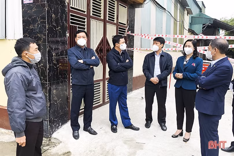 Cấp bách triển khai công tác chống dịch COVID-19 tại Đức Thọ