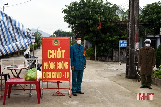 Ngày 26/11, Hà Tĩnh có 10 ca mắc COVID-19 trong cộng đồng