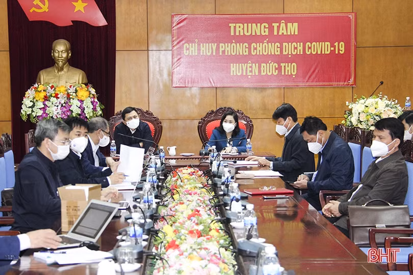 Cấp bách triển khai công tác chống dịch COVID-19 tại Đức Thọ