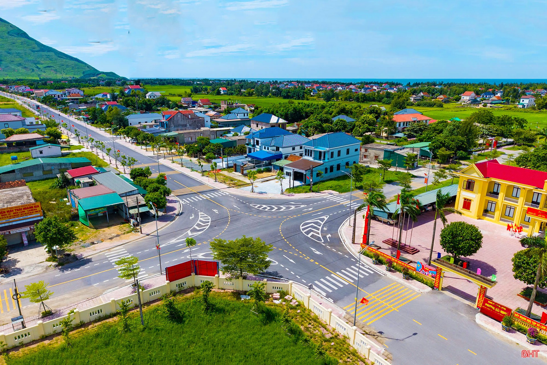Một góc khu trung tâm hành chính phường Hải Ninh (Ảnh Nhật Linh). bqbht_br_z6861121525860-08264fc6b9f344ea4d1f3574d2ce0638-5829.jpg