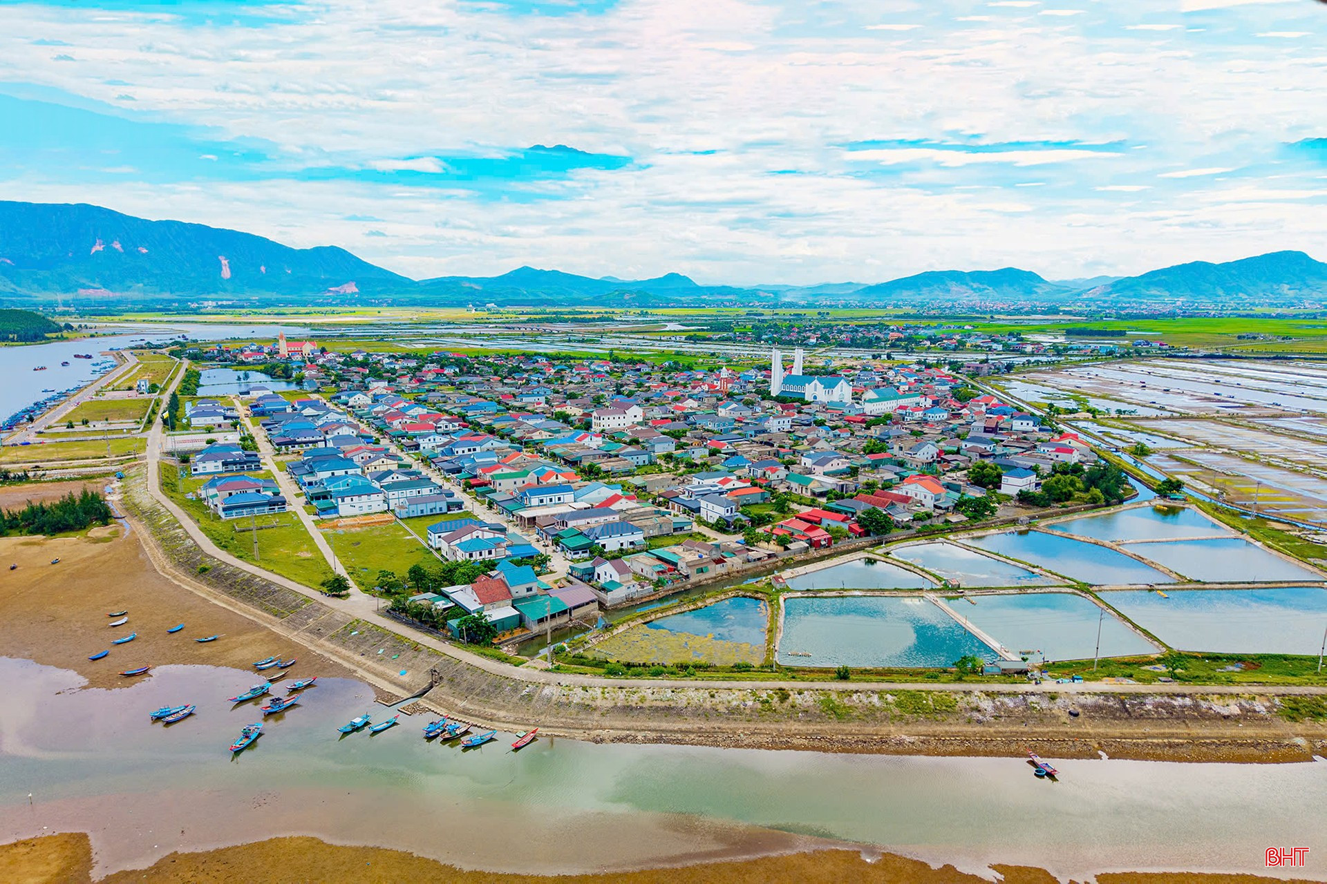 Toàn cảnh phường Hải Ninh (Ảnh: Nhật Linh). bqbht_br_z6861114820025-adc8363e4d48e549b6b24ceead8051d6.jpg