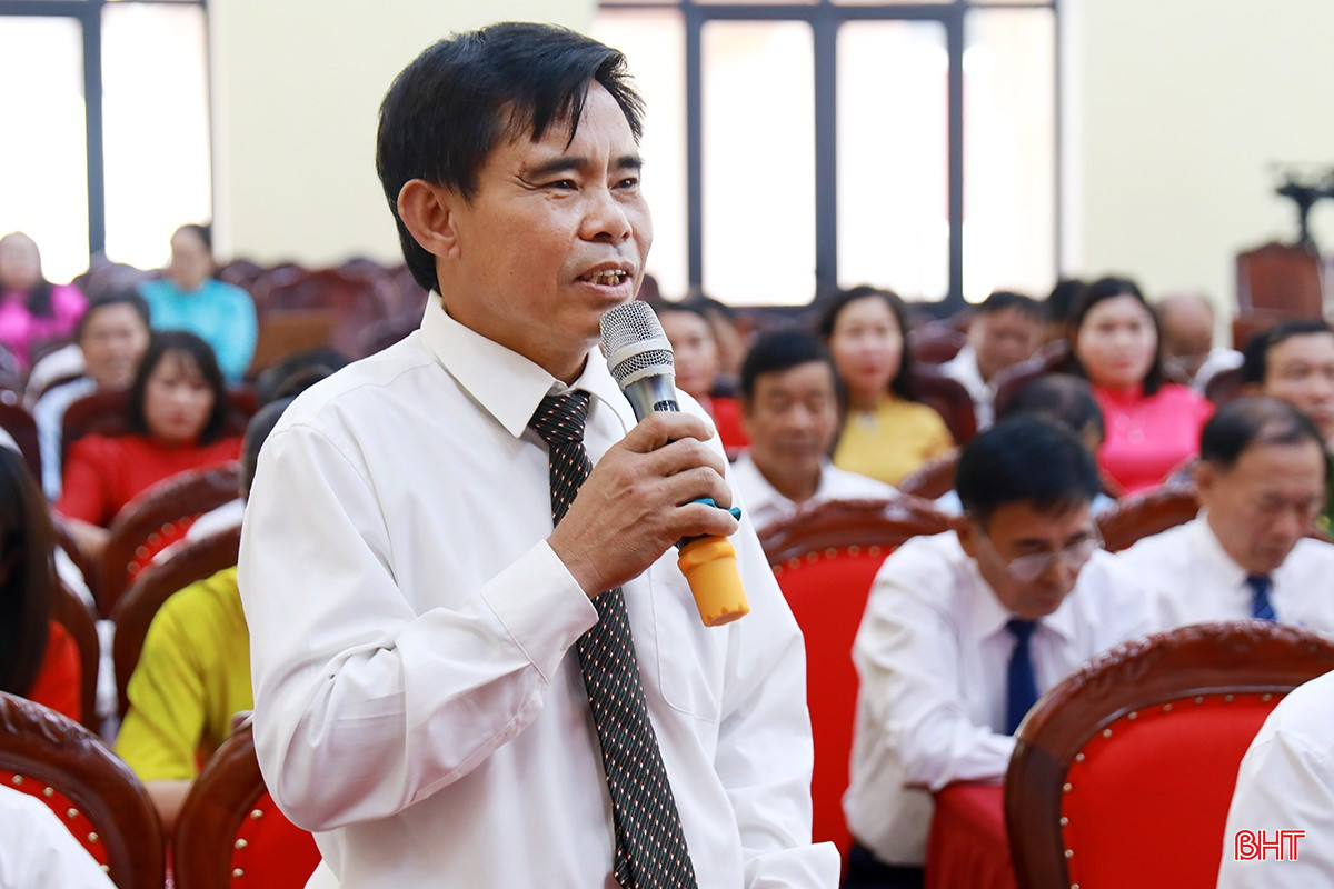 Đồng chí Lê Hữu Luân - nguyên Ủy viên BTV Thị uỷ, Chỉ huy trưởng Ban CHQS thị xã Kỳ Anh (cũ): Cần bổ sung nội dung công tác phối hợp giữa các lực lượng về đảm bảo ANTT trong phần giải pháp trọng tâm của báo cáo chính trị... bqbht_br_ag7a8350.jpg