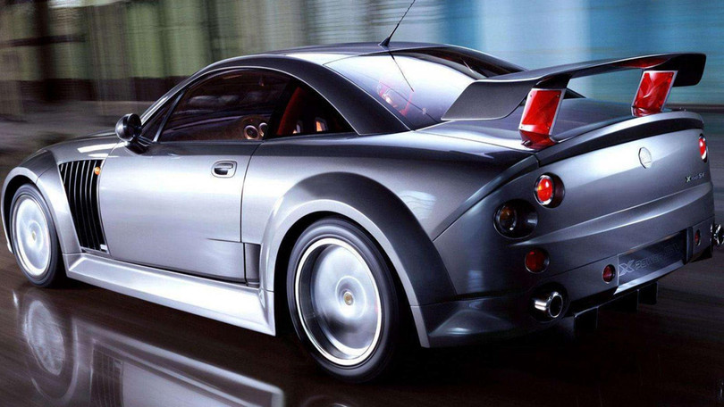 MG SV XPower là đứa "con lai" Anh-Italy-Mỹ khi được tạo nên từ khung gầm sản xuất bởi DeTomaso, hãng xe Italy được mua lại bởi một công ty Mỹ, bộ đèn từ Fiat Punto và thân xe thiết kế bởi Peter Stephens, một trong những nhà thiết kế xe hơi nổi tiếng nhất của Anh. Phiên bản mạnh mẽ nhất của mẫu xe này được trang bị động cơ V8 công suất 465 mã lực, tăng tốc từ 0 lên 100 km/h trong 4,2 giây và đạt tốc độ tối đa 340 km/h. Có tổng cộng 82 chiếc MG SV XPower đã được bán ra. Những siêu xe “tái sinh” đặc biệt trên thế giới