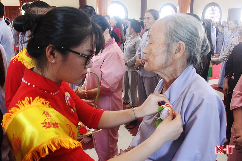 Xúc động đại lễ Vu lan - mùa hiếu hạnh 2019 tại chùa Giai Lam
