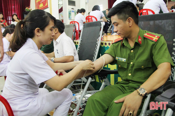 Thu 124 đơn vị máu từ ngày hội hiến máu huyện Nghi Xuân