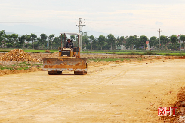 Hà Tĩnh thu ngân sách nội địa đạt 3.870 tỷ đồng