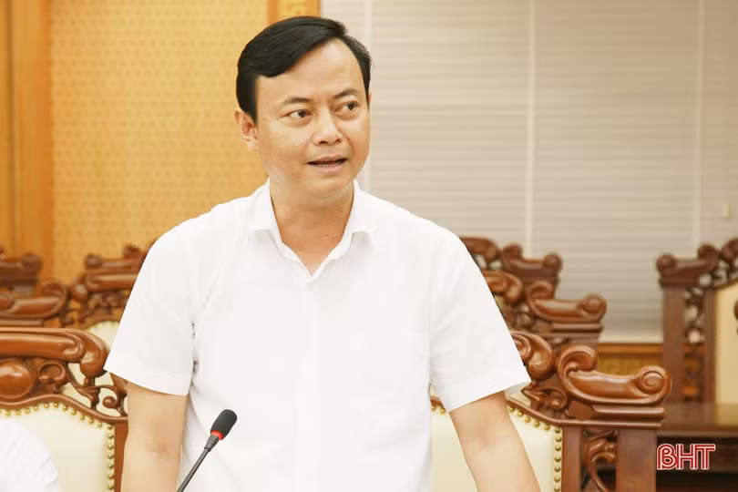 Tính toán phương án điều chuyển cán bộ dôi dư từ địa phương sáp nhập xã