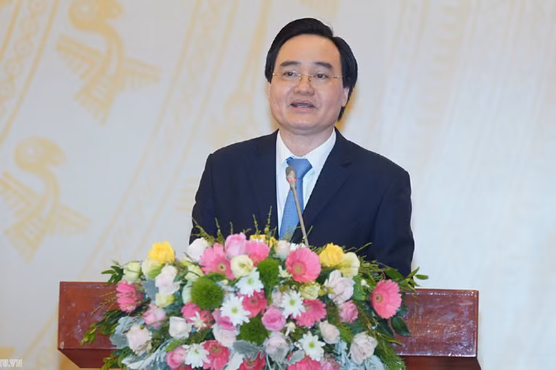 Thủ tướng Nguyễn Xuân Phúc: Phải khắc phục tình trạng thừa, thiếu giáo viên cục bộ