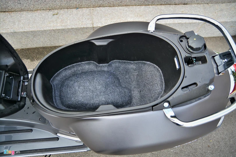 Chi tiết Vespa GTS Super 150 thế hệ mới - thêm công nghệ, giữ giá bán