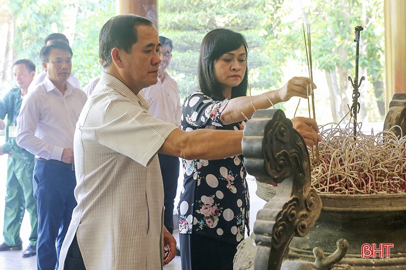 Đoàn đại biểu HĐND tỉnh Bôlykhămxay nhiều hoạt động ý nghĩa tại Hà Tĩnh
