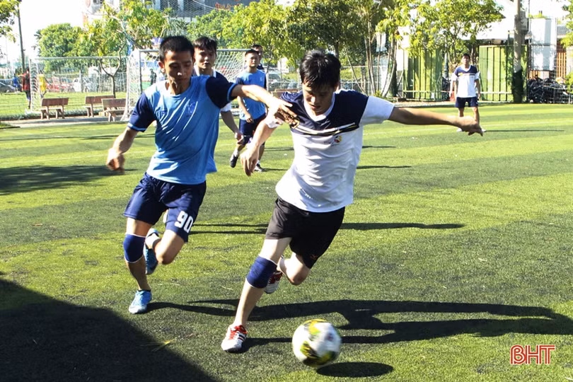 Khởi tranh Giải Bóng đá truyền thống ngành Thông tin và Truyền thông Hà Tĩnh