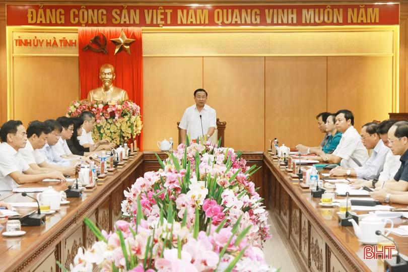 Tính toán phương án điều chuyển cán bộ dôi dư từ địa phương sáp nhập xã