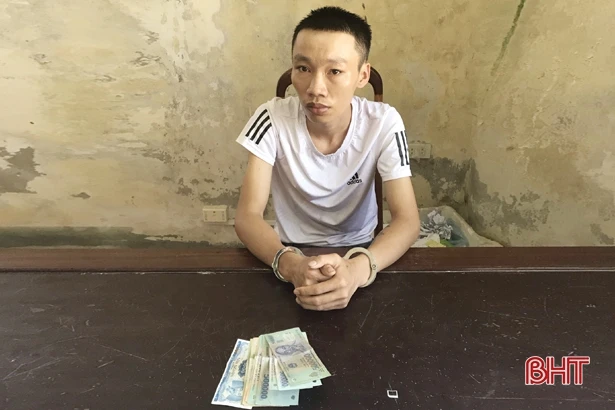 Mò cả vào viện kiểm sát để ăn trộm!