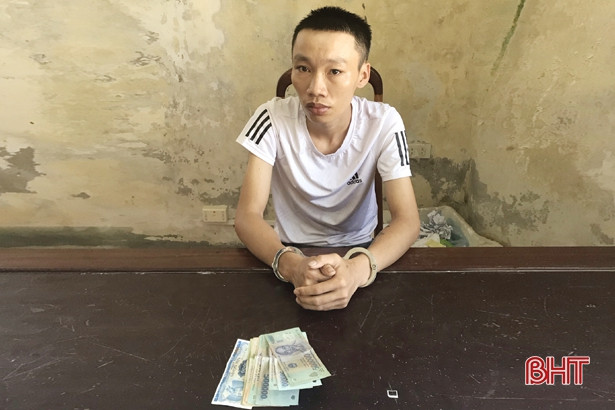 Mò cả vào viện kiểm sát để ăn trộm!