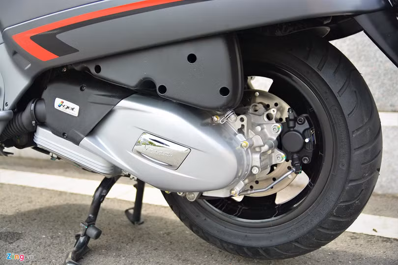 Chi tiết Vespa GTS Super 150 thế hệ mới - thêm công nghệ, giữ giá bán