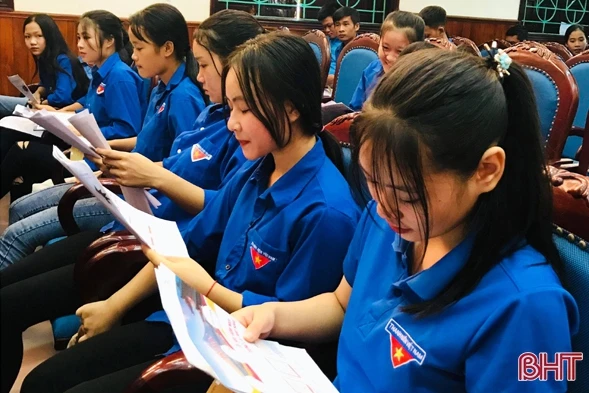 Hơn 150 đoàn viên thị xã Kỳ Anh được tư vấn việc làm và khám sức khỏe miễn phí