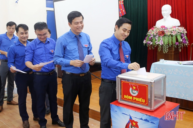 Tỉnh đoàn Hà Tĩnh bầu tân Bí thư nhiệm kỳ 2017-2022