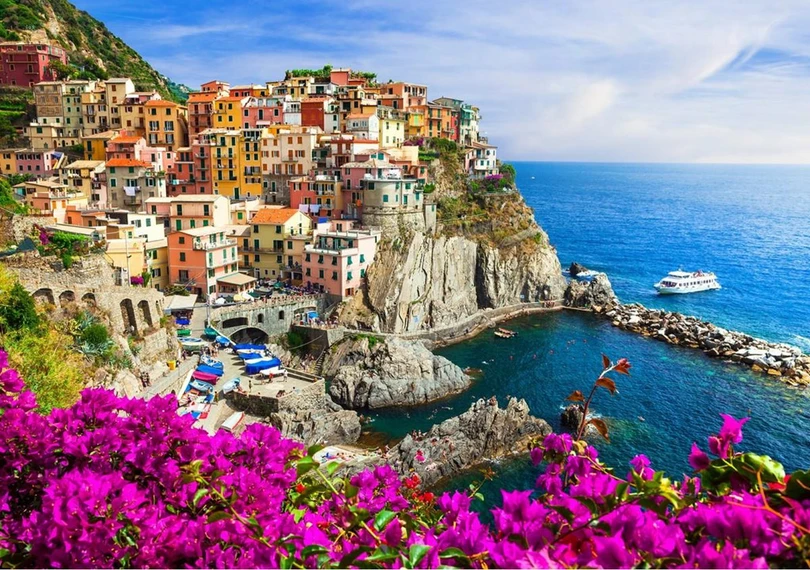 Lạc bước giữa ngôi nhà cầu vồng đẹp như cổ tích