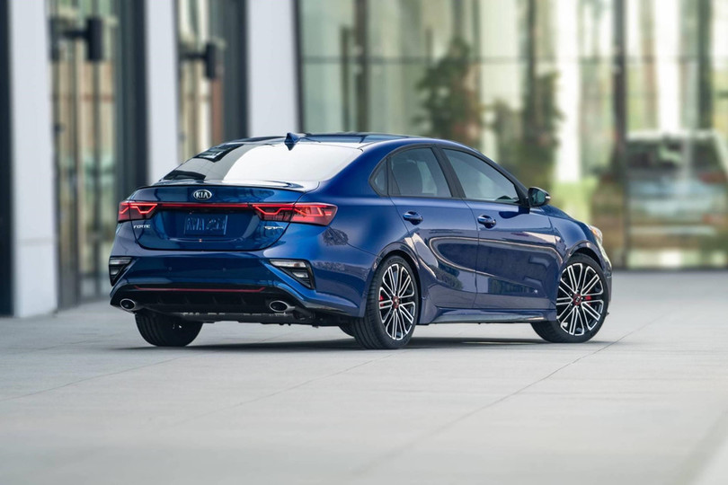 Cận cảnh Kia Cerato phiên bản thể thao mạnh hơn 200 mã lực
