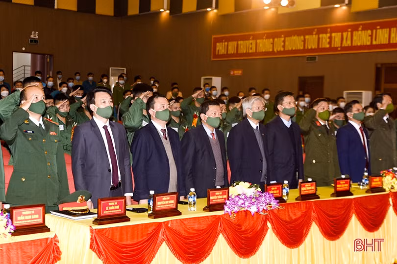 Hà Tĩnh tổ chức lễ giao nhận quân nhanh gọn, đảm bảo an toàn