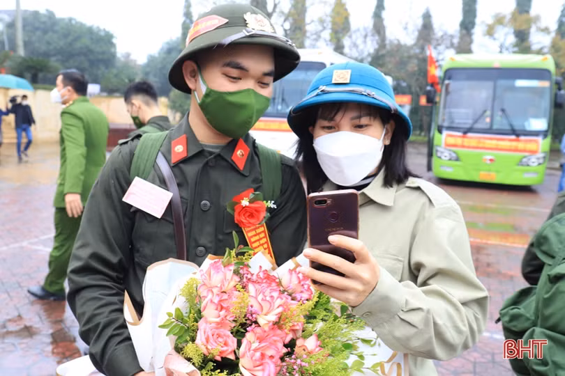 Hà Tĩnh tổ chức lễ giao nhận quân nhanh gọn, đảm bảo an toàn