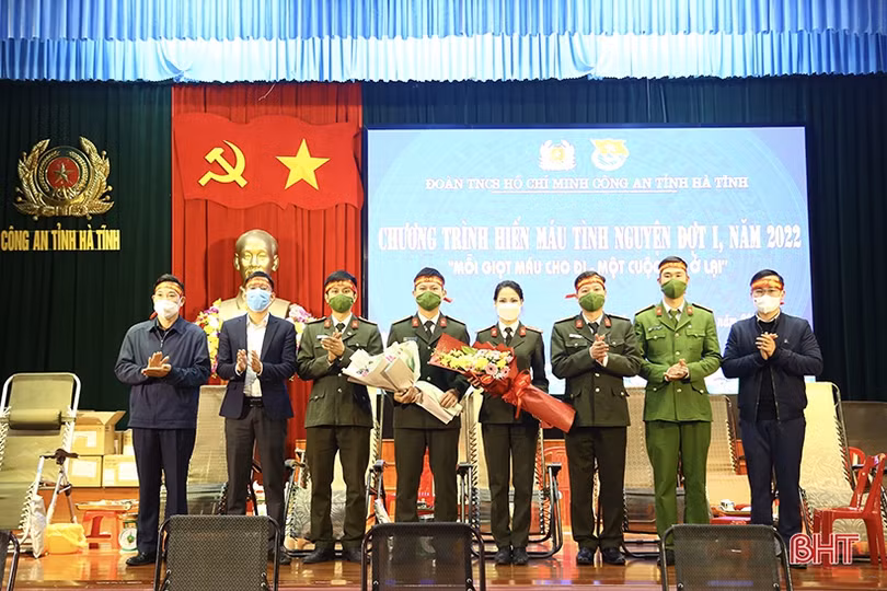 Cán bộ, chiến sĩ Công an Hà Tĩnh tình nguyện hiến 138 đơn vị máu
