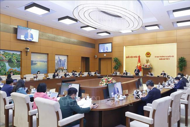 Ủy ban Thường vụ Quốc hội thảo luận việc tiếp thu, chỉnh lý dự án Luật Cảnh sát cơ động; cho ý kiến về công tác dân nguyện