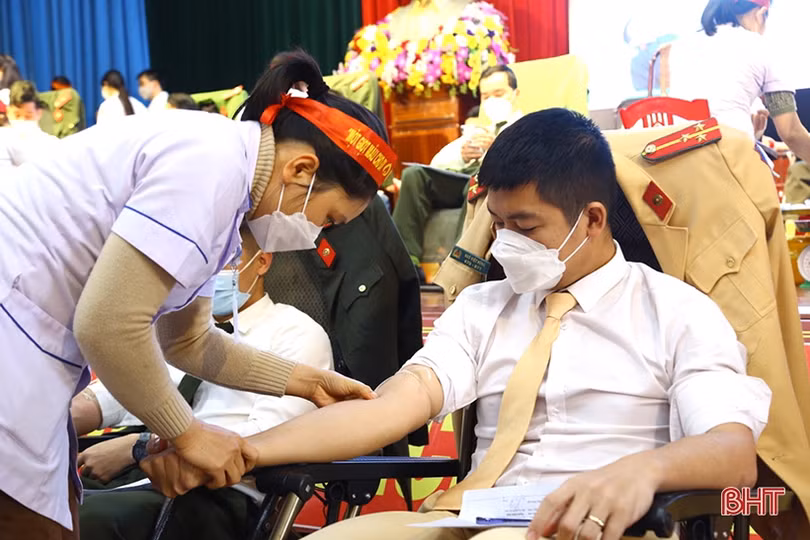 Cán bộ, chiến sĩ Công an Hà Tĩnh tình nguyện hiến 138 đơn vị máu