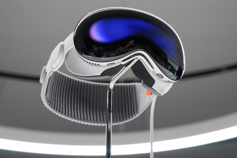 Kính thực tế ảo Vision Pro - “Ván bài” lớn của Apple