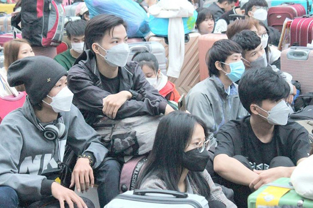 Thắt lưng buộc bụng cho Tết vui