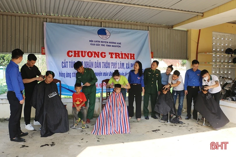 Đượm nghĩa tình chương trình “Xuân biên cương - Ấm lòng dân bản”