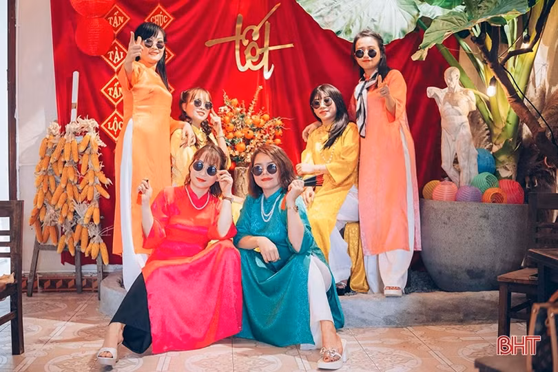 Check-in không gian tết tại các quán cà phê Hà Tĩnh