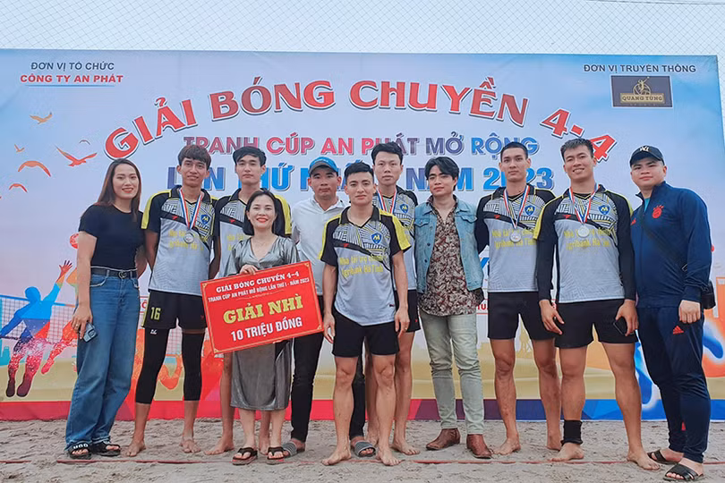 Người nhóm lửa” cho bóng chuyền phong trào Hà Tĩnh