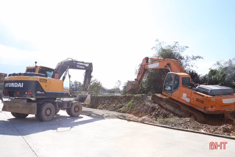 Thị xã Kỳ Anh hỗ trợ tháo dỡ, bàn giao bằng phục vụ dự án trọng điểm