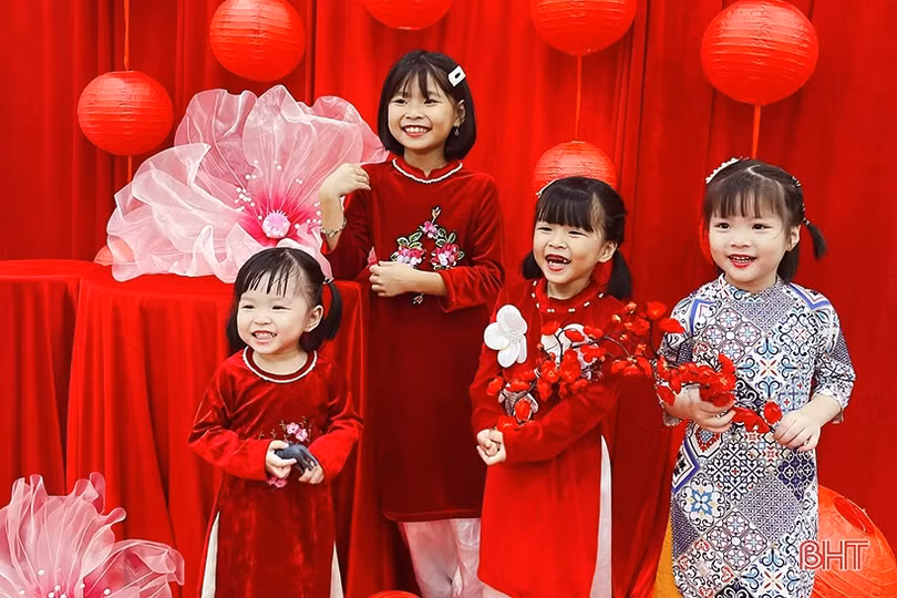 Check-in không gian tết tại các quán cà phê Hà Tĩnh