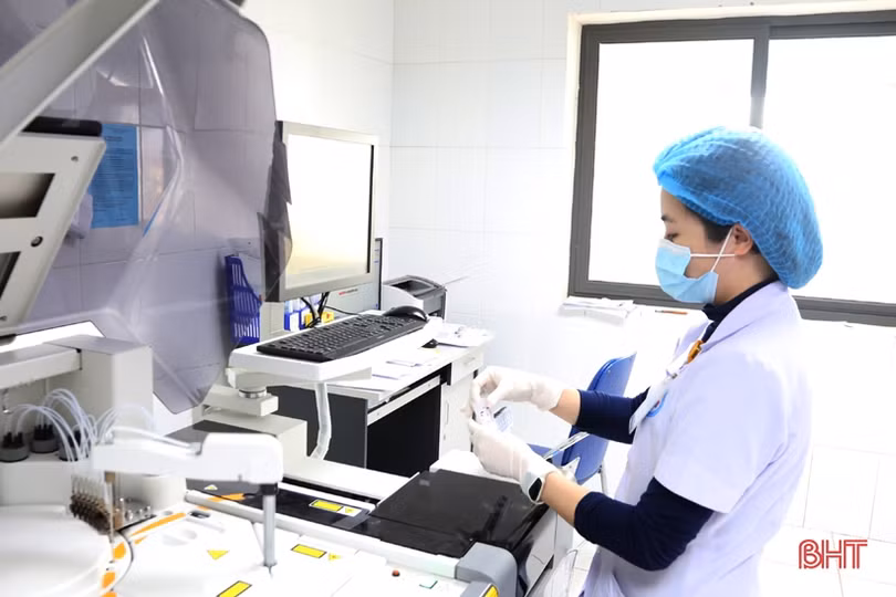 Khó khăn trong thực hiện thăm khám, điều trị cho người dân huyện Kỳ Anh