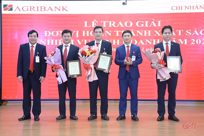 Agribank Hà Tĩnh II phấn đấu năm 2024 tăng trưởng tín dụng tối thiểu 10%