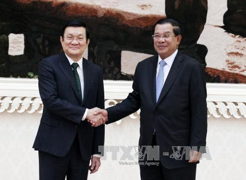 Chủ tịch nước Trương Tấn Sang tiếp các nhà lãnh đạo Campuchia ảnh 2