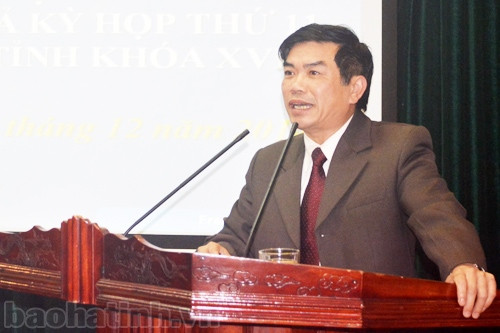 Trưởng Ban Tuyên giáo Tỉnh ủy Đặng Quốc Vinh đề nghị các cơ quan báo chí, truyền thông xây dựng các chuyên trang, chuyên mục đẩy mạnh tuyên tuyền về đại hội Đảng các cấp, tiến tới Đại hội Đảng toàn quốc lần thứ XII.