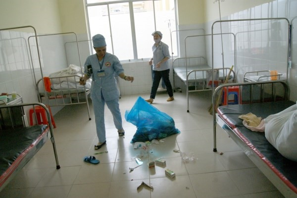 Niềm vui ngày xuất viện của các nạn nhân vụ sập hầm ảnh 13