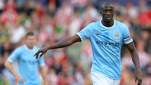 Toure là linh hồn nơi tuyến giữa của Man City