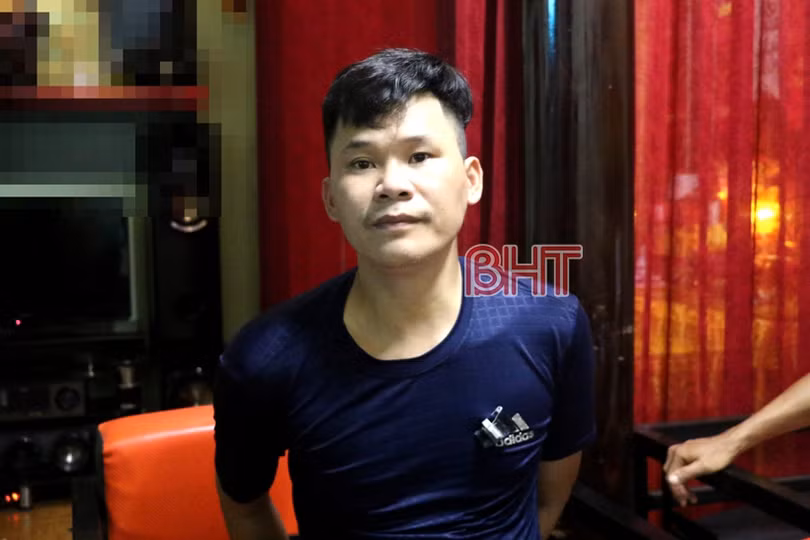 Bắt “Tài Khoan”, đối tượng cộm cán ma tuý tại TP. Hà Tĩnh