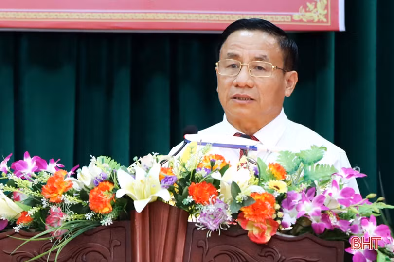 Cẩm Xuyên bầu Chủ tịch HĐND và Chủ tịch UBND huyện nhiệm kỳ 2016 - 2021