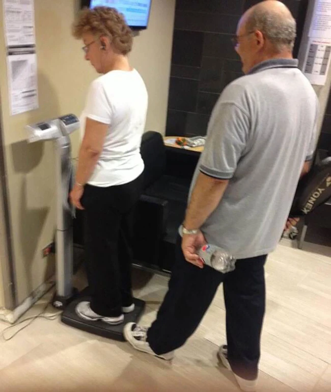 Hài hước khi đàn ông cũng chỉ là những “đứa trẻ to xác”