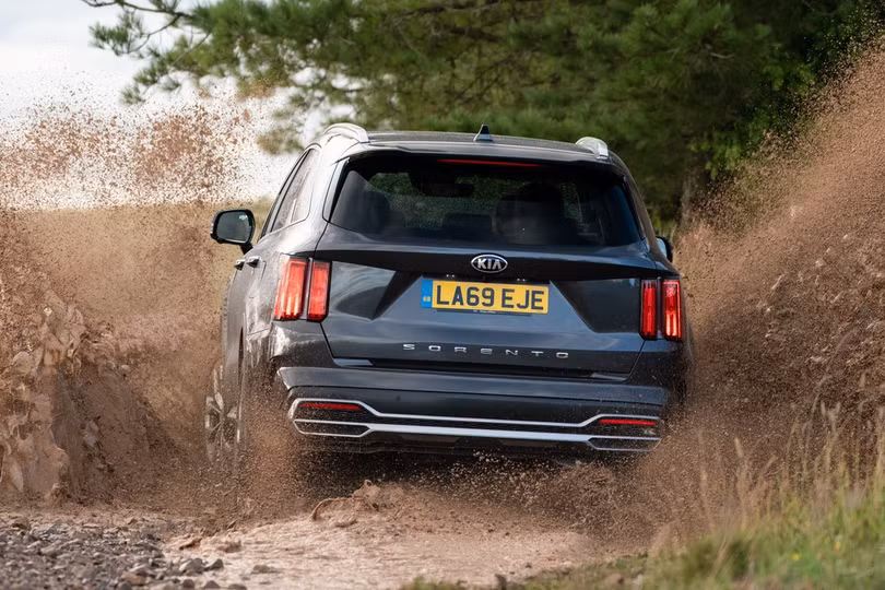 Kia Sorento 2021 mở bán tại châu Âu, dự kiến về Việt Nam trong năm nay